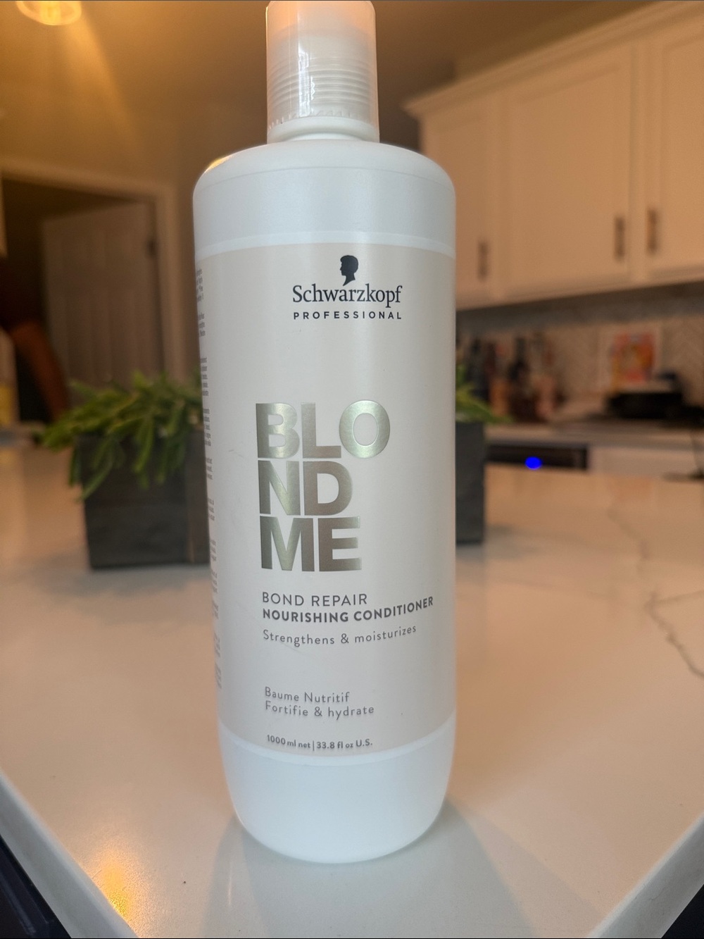 Schwarzkopf BlondMe Bond Repair Nourishing Conditioner - 1L